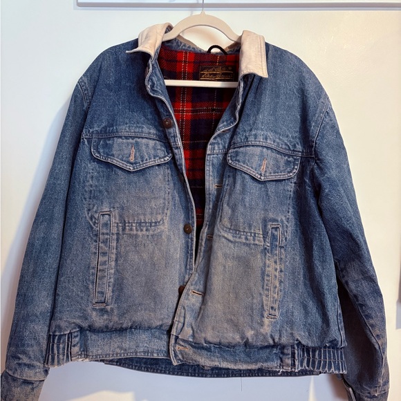 Eddie Bauer Vintage Denim Jacket with Red Plaid Lining - Picture 2 of 4